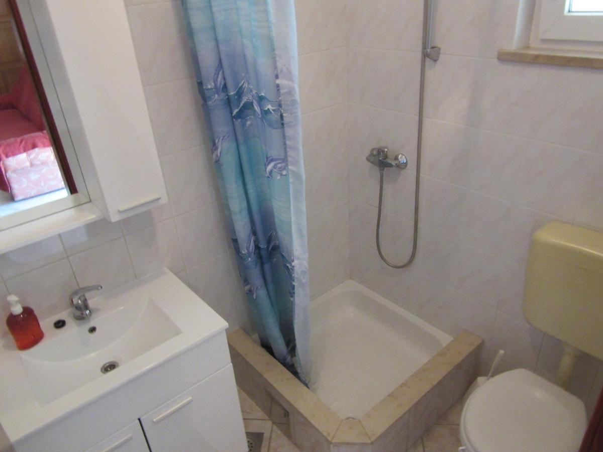 Apartments Gojevic Bol Exterior foto