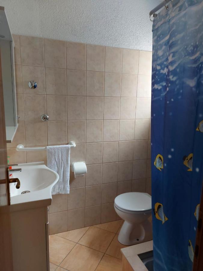 Apartments Gojevic Bol Exterior foto