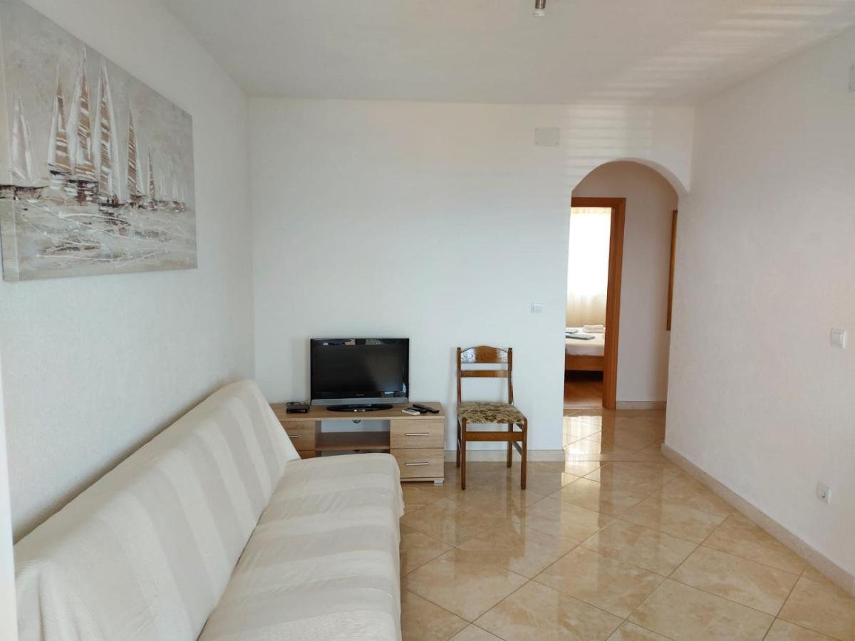 Apartments Gojevic Bol Exterior foto