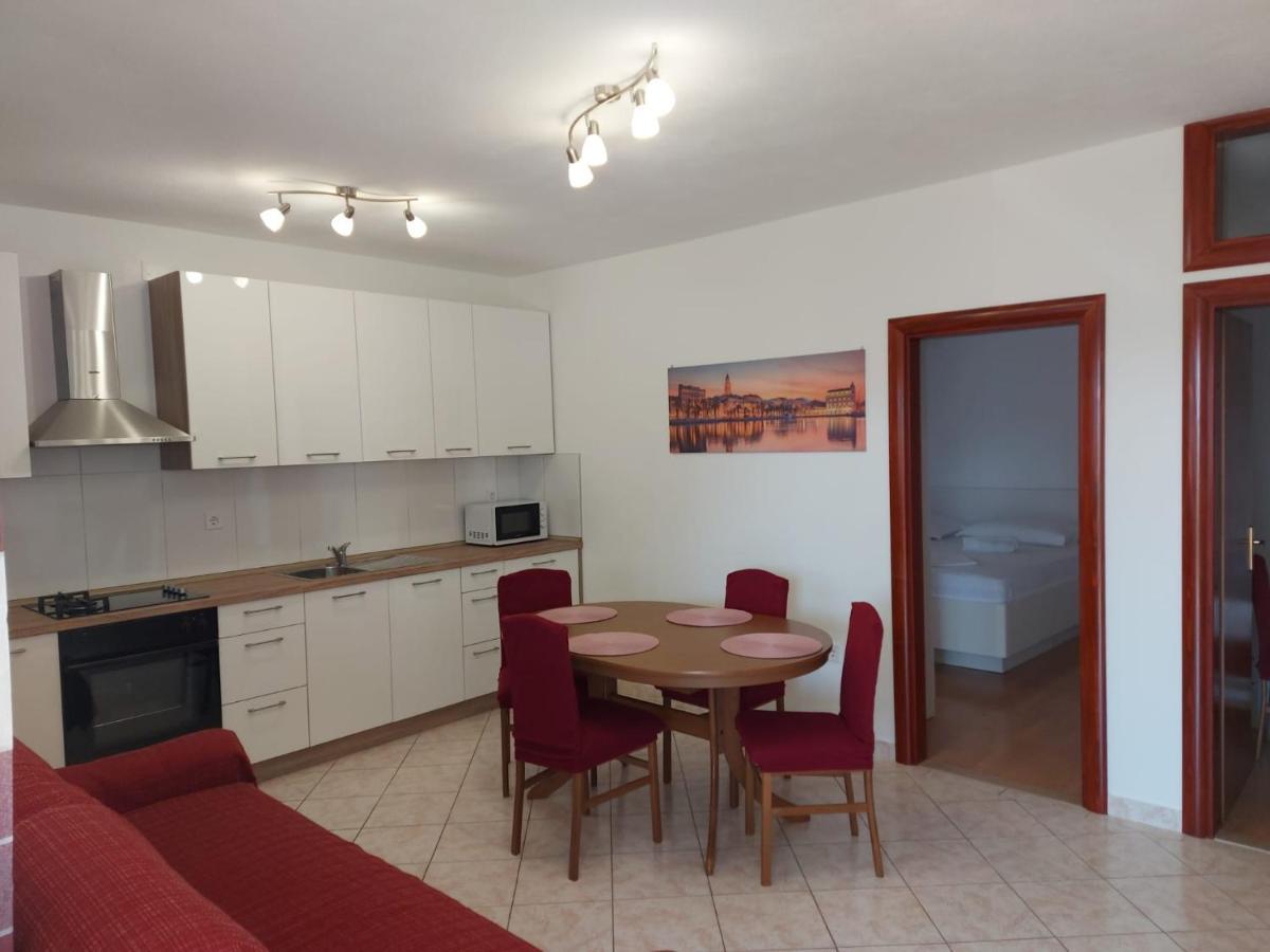 Apartments Gojevic Bol Exterior foto