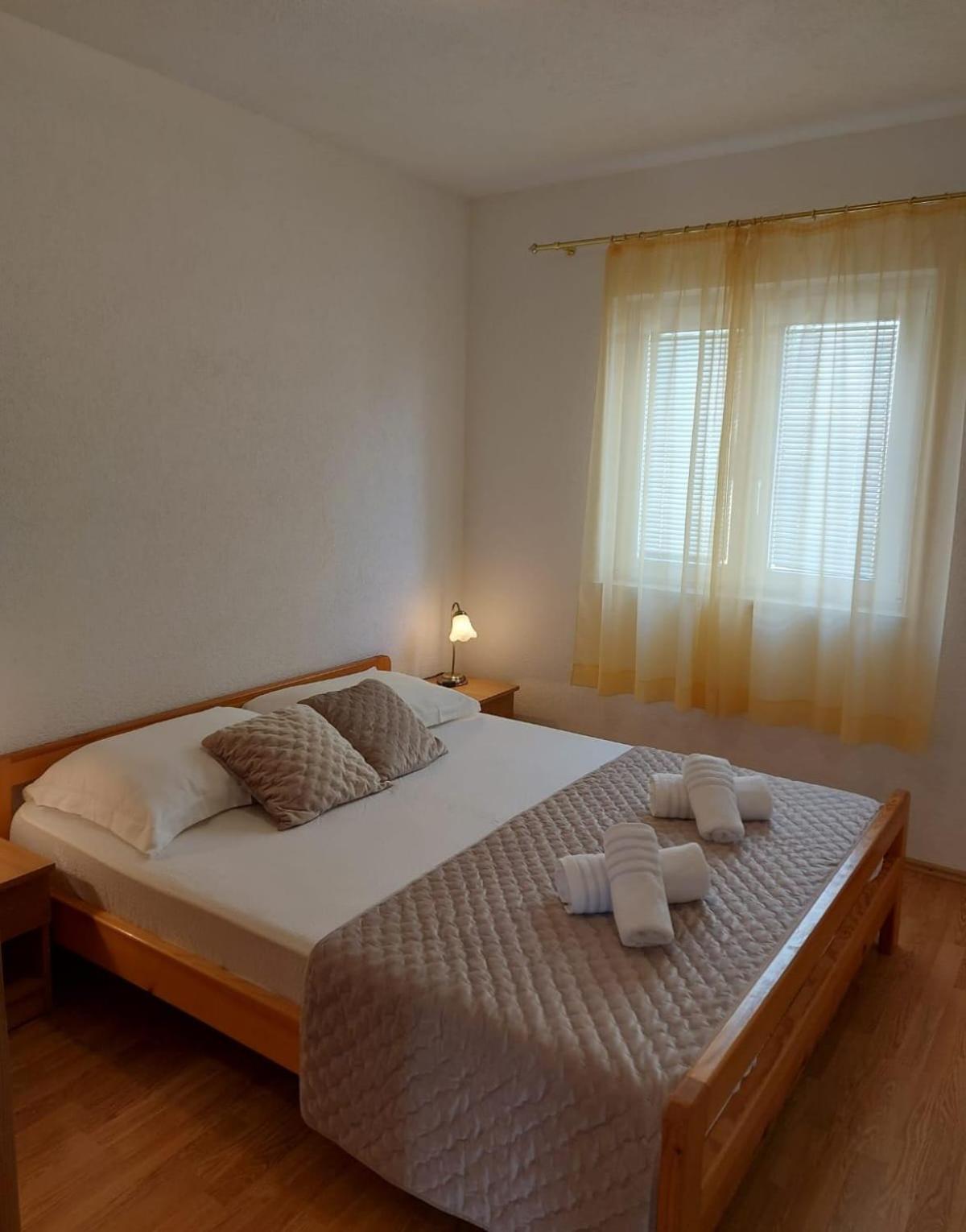 Apartments Gojevic Bol Exterior foto